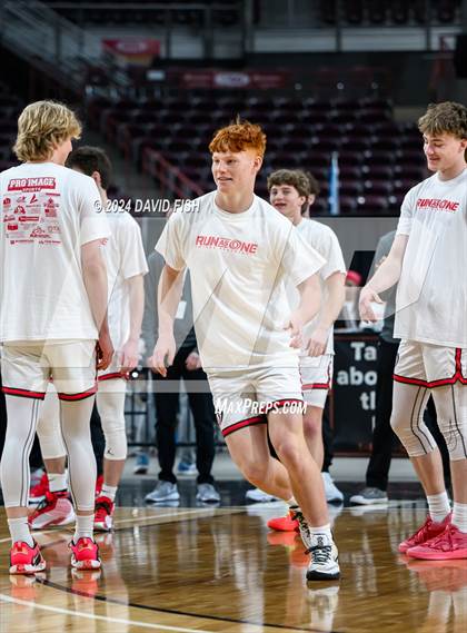 Thumbnail 1 in Owyhee vs. Middleton (IHSAA 5A Quarterfinal) photogallery.