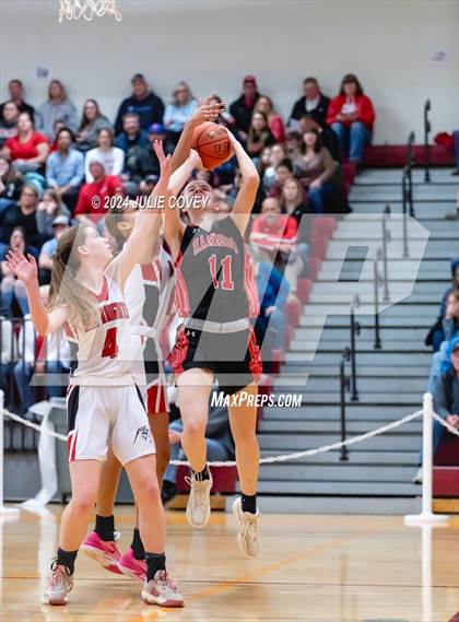 Thumbnail 2 in Hammond Central vs. La Fargeville (NYSPHSAA Class D Round 2) photogallery.