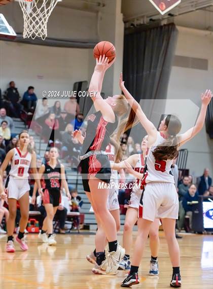 Thumbnail 2 in Hammond Central vs. La Fargeville (NYSPHSAA Class D Round 2) photogallery.