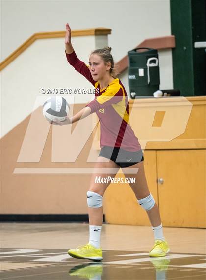 Thumbnail 3 in San Joaquin Memorial vs Tulare Union (Patriot Varsity Tournament) photogallery.