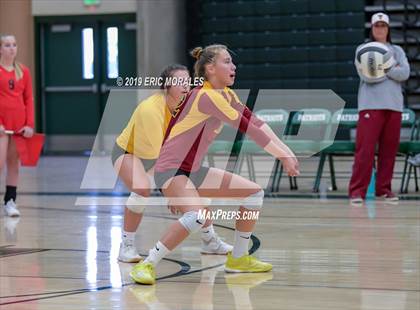 Thumbnail 2 in San Joaquin Memorial vs Tulare Union (Patriot Varsity Tournament) photogallery.