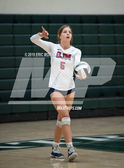 Thumbnail 3 in San Joaquin Memorial vs Tulare Union (Patriot Varsity Tournament) photogallery.