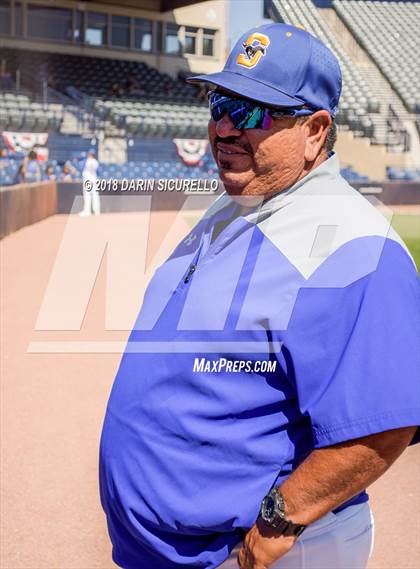 Thumbnail 1 in Sahuarita vs. Sabino (AIA 3A State Final) photogallery.