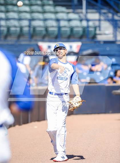 Thumbnail 2 in Sahuarita vs. Sabino (AIA 3A State Final) photogallery.