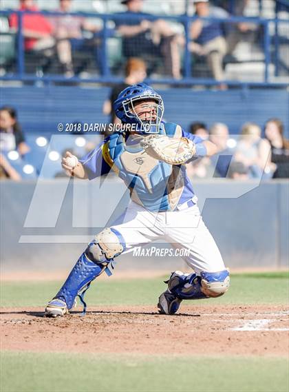 Thumbnail 3 in Sahuarita vs. Sabino (AIA 3A State Final) photogallery.