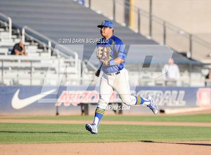 Thumbnail 3 in Sahuarita vs. Sabino (AIA 3A State Final) photogallery.
