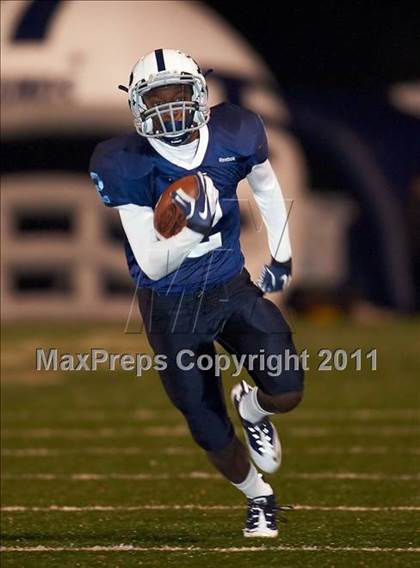Thumbnail 1 in Pope vs. Mays photogallery.