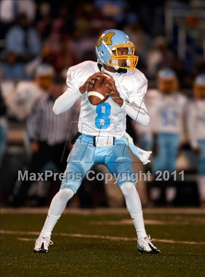 Thumbnail 2 in Pope vs. Mays photogallery.