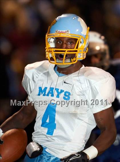 Thumbnail 2 in Pope vs. Mays photogallery.
