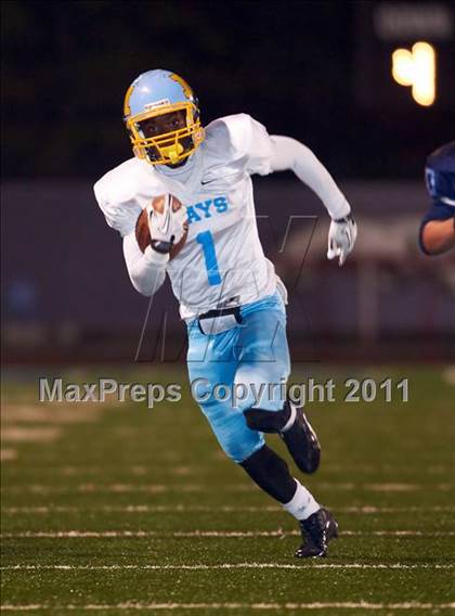 Thumbnail 2 in Pope vs. Mays photogallery.