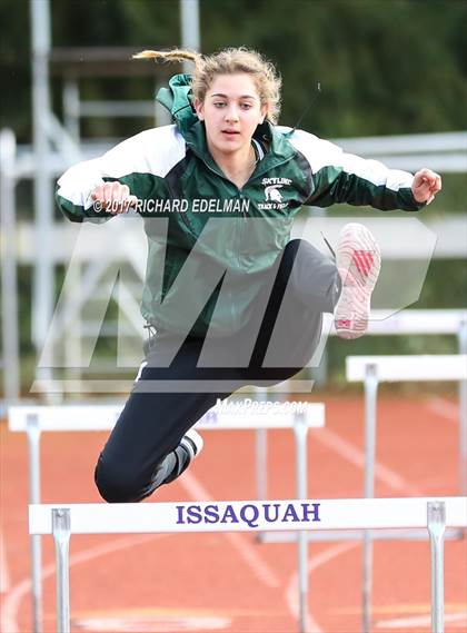 Thumbnail 1 in Skyline @ Issaquah photogallery.