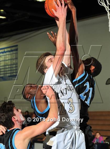 Thumbnail 2 in Palos Verdes Peninsula vs. Foothill (MaxPreps Holiday Classic) photogallery.