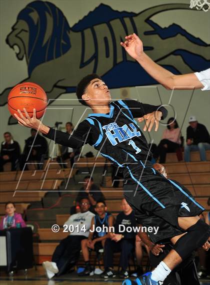 Thumbnail 2 in Palos Verdes Peninsula vs. Foothill (MaxPreps Holiday Classic) photogallery.