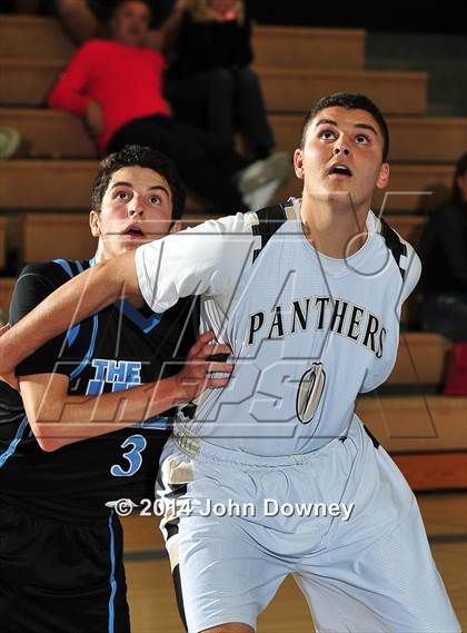 Thumbnail 1 in Palos Verdes Peninsula vs. Foothill (MaxPreps Holiday Classic) photogallery.