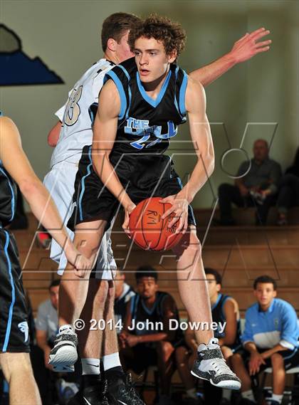 Thumbnail 3 in Palos Verdes Peninsula vs. Foothill (MaxPreps Holiday Classic) photogallery.