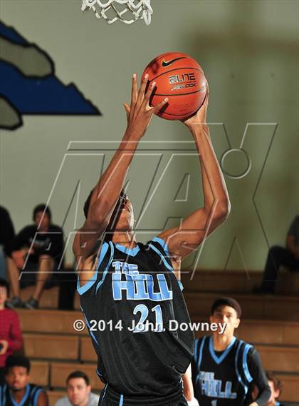 Thumbnail 3 in Palos Verdes Peninsula vs. Foothill (MaxPreps Holiday Classic) photogallery.