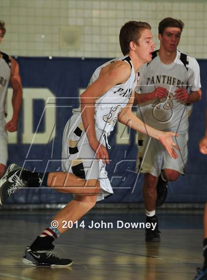 Thumbnail 1 in Palos Verdes Peninsula vs. Foothill (MaxPreps Holiday Classic) photogallery.