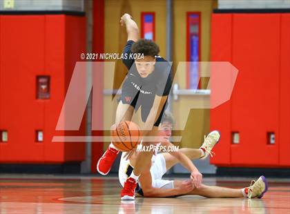 Thumbnail 3 in Crean Lutheran vs. Harvard-Westlake (Rolling Hills State Preview) photogallery.