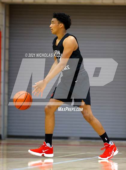 Thumbnail 3 in Crean Lutheran vs. Harvard-Westlake (Rolling Hills State Preview) photogallery.