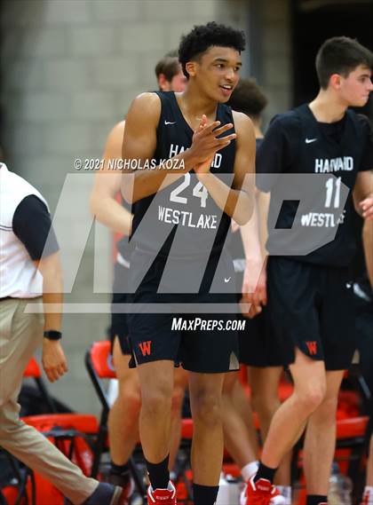 Thumbnail 3 in Crean Lutheran vs. Harvard-Westlake (Rolling Hills State Preview) photogallery.