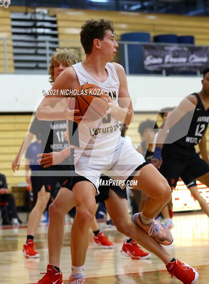 Thumbnail 1 in Crean Lutheran vs. Harvard-Westlake (Rolling Hills State Preview) photogallery.