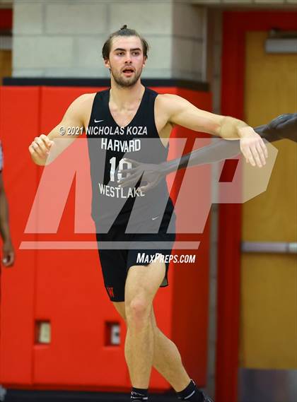 Thumbnail 3 in Crean Lutheran vs. Harvard-Westlake (Rolling Hills State Preview) photogallery.