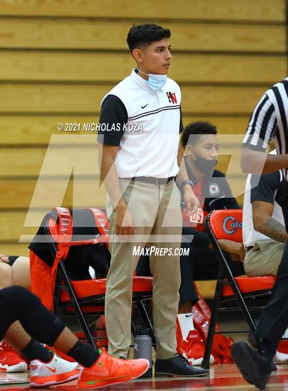 Thumbnail 3 in Crean Lutheran vs. Harvard-Westlake (Rolling Hills State Preview) photogallery.