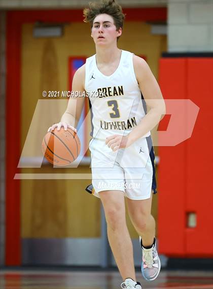 Thumbnail 2 in Crean Lutheran vs. Harvard-Westlake (Rolling Hills State Preview) photogallery.