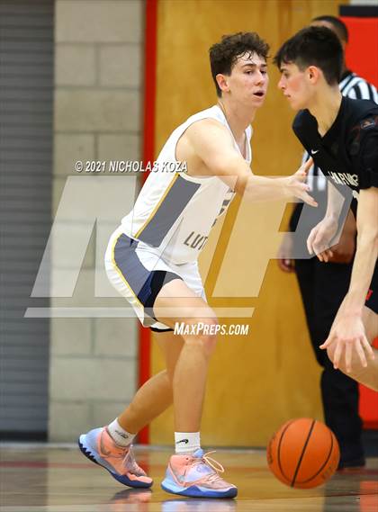 Thumbnail 3 in Crean Lutheran vs. Harvard-Westlake (Rolling Hills State Preview) photogallery.