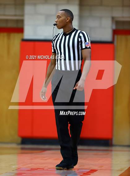 Thumbnail 2 in Crean Lutheran vs. Harvard-Westlake (Rolling Hills State Preview) photogallery.