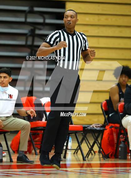 Thumbnail 3 in Crean Lutheran vs. Harvard-Westlake (Rolling Hills State Preview) photogallery.