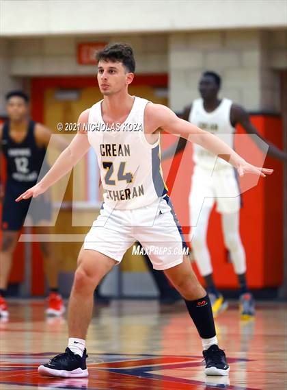 Thumbnail 1 in Crean Lutheran vs. Harvard-Westlake (Rolling Hills State Preview) photogallery.