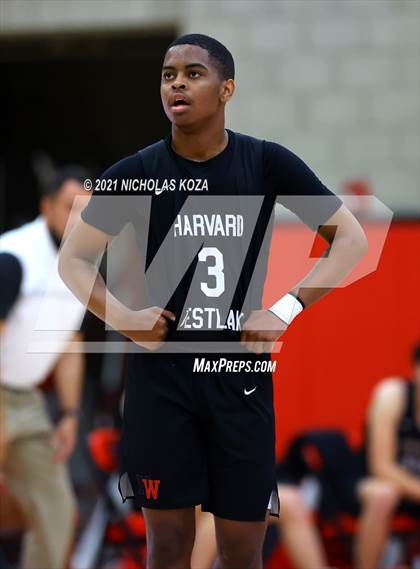 Thumbnail 1 in Crean Lutheran vs. Harvard-Westlake (Rolling Hills State Preview) photogallery.