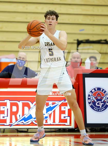 Thumbnail 3 in Crean Lutheran vs. Harvard-Westlake (Rolling Hills State Preview) photogallery.
