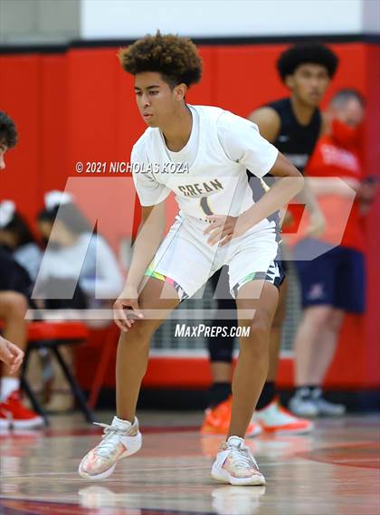 Thumbnail 1 in Crean Lutheran vs. Harvard-Westlake (Rolling Hills State Preview) photogallery.