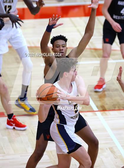Thumbnail 1 in Crean Lutheran vs. Harvard-Westlake (Rolling Hills State Preview) photogallery.