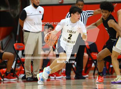 Thumbnail 3 in Crean Lutheran vs. Harvard-Westlake (Rolling Hills State Preview) photogallery.