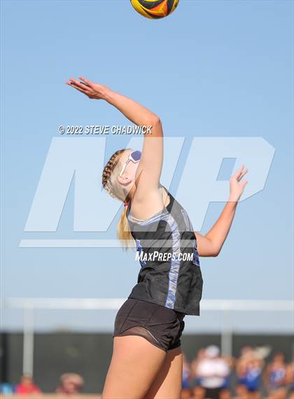 Thumbnail 3 in O'Connor vs Queen Creek @ Casteel (AIA Division I Pairs Semifinals) photogallery.