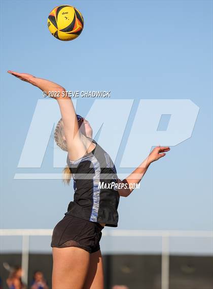 Thumbnail 1 in O'Connor vs Queen Creek @ Casteel (AIA Division I Pairs Semifinals) photogallery.