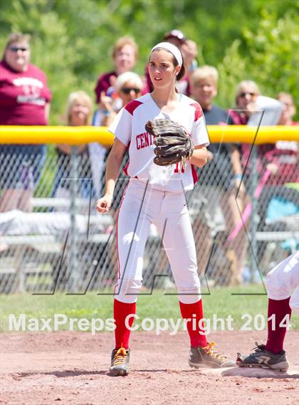 Thumbnail 1 in Eden vs. Center Moriches (NYSPHSAA Class B Semifinal) photogallery.