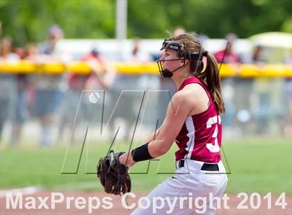 Thumbnail 1 in Eden vs. Center Moriches (NYSPHSAA Class B Semifinal) photogallery.