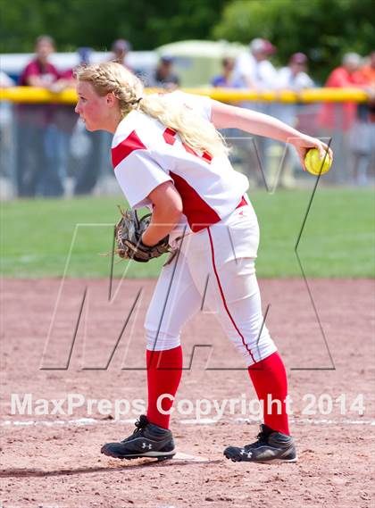 Thumbnail 1 in Eden vs. Center Moriches (NYSPHSAA Class B Semifinal) photogallery.