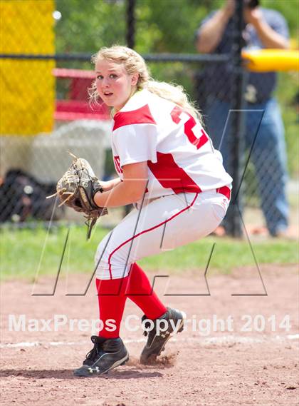 Thumbnail 2 in Eden vs. Center Moriches (NYSPHSAA Class B Semifinal) photogallery.
