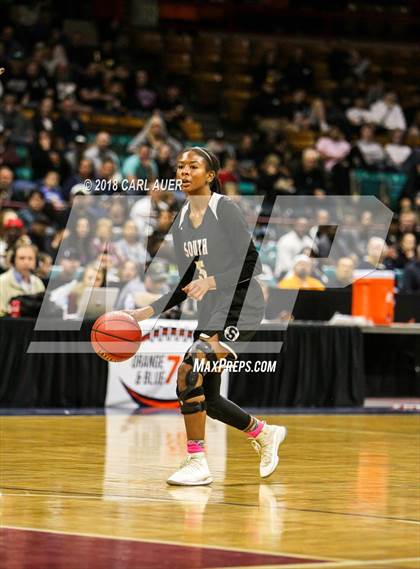 Thumbnail 2 in Pueblo South vs. Evergreen (CHSAA 4A Final) photogallery.