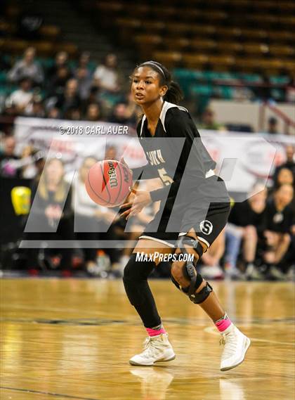 Thumbnail 3 in Pueblo South vs. Evergreen (CHSAA 4A Final) photogallery.