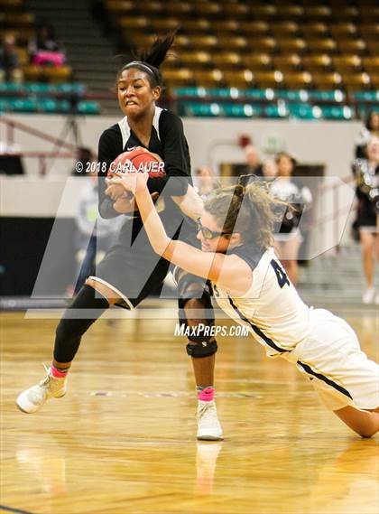 Thumbnail 1 in Pueblo South vs. Evergreen (CHSAA 4A Final) photogallery.