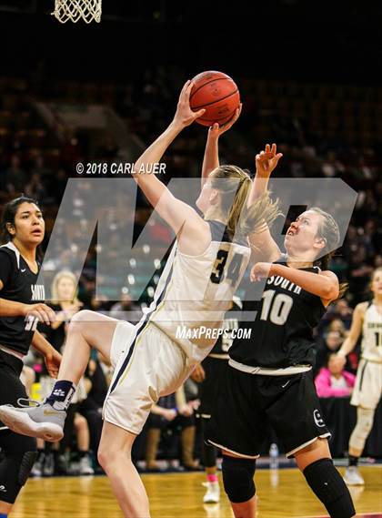 Thumbnail 1 in Pueblo South vs. Evergreen (CHSAA 4A Final) photogallery.