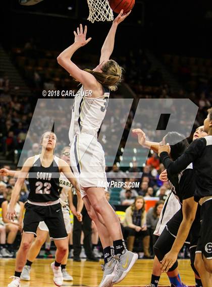 Thumbnail 1 in Pueblo South vs. Evergreen (CHSAA 4A Final) photogallery.
