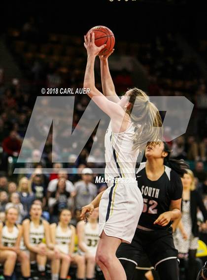 Thumbnail 2 in Pueblo South vs. Evergreen (CHSAA 4A Final) photogallery.