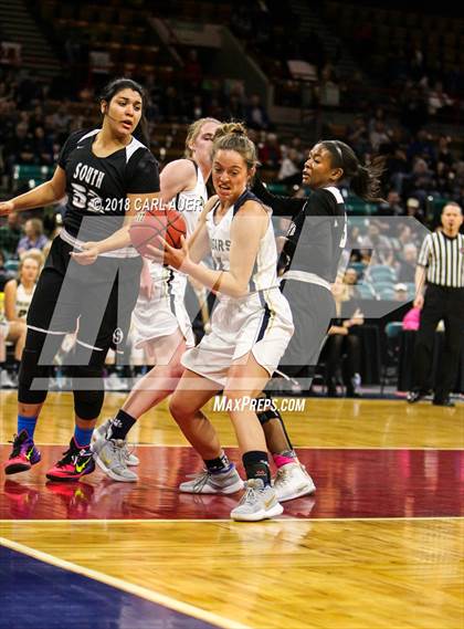 Thumbnail 3 in Pueblo South vs. Evergreen (CHSAA 4A Final) photogallery.
